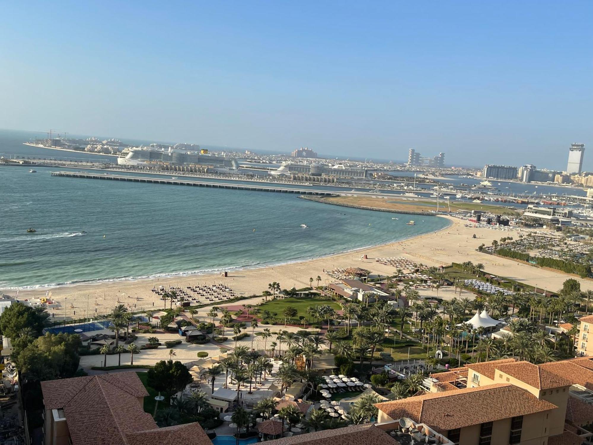 Seaview Beach Hostel Jbr - Walk To Beach - Gym - Pool - Metro Station 迪拜 外观 照片