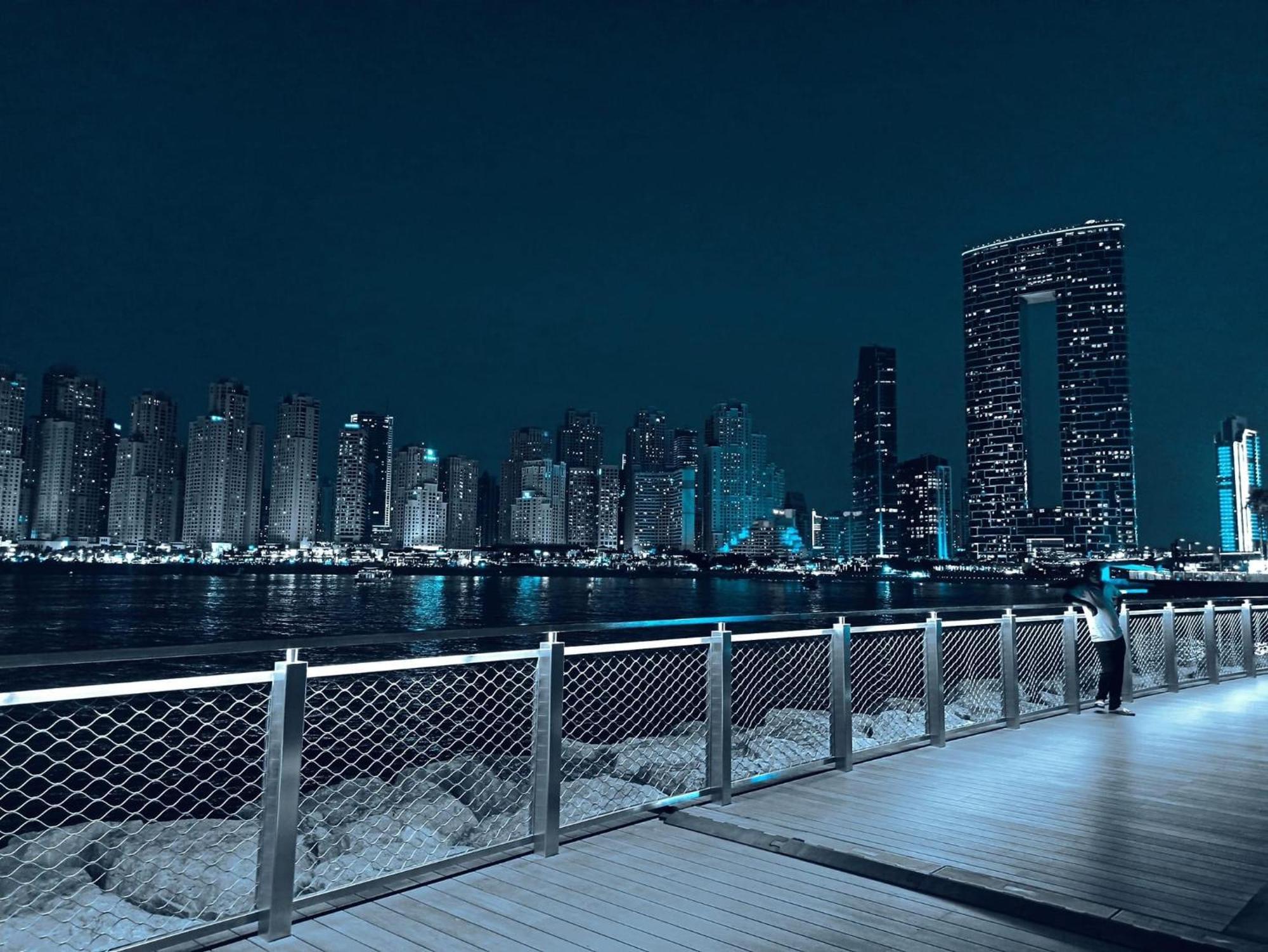 Seaview Beach Hostel Jbr - Walk To Beach - Gym - Pool - Metro Station 迪拜 外观 照片